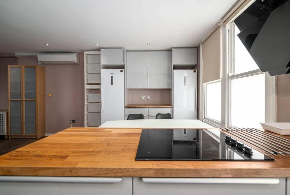 Luxury Apartment Located Near Marble Arch & Baker Street لندن المظهر الخارجي الصورة
