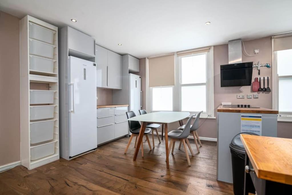 Luxury Apartment Located Near Marble Arch & Baker Street لندن المظهر الخارجي الصورة