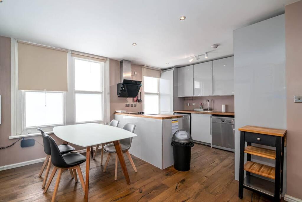 Luxury Apartment Located Near Marble Arch & Baker Street لندن المظهر الخارجي الصورة