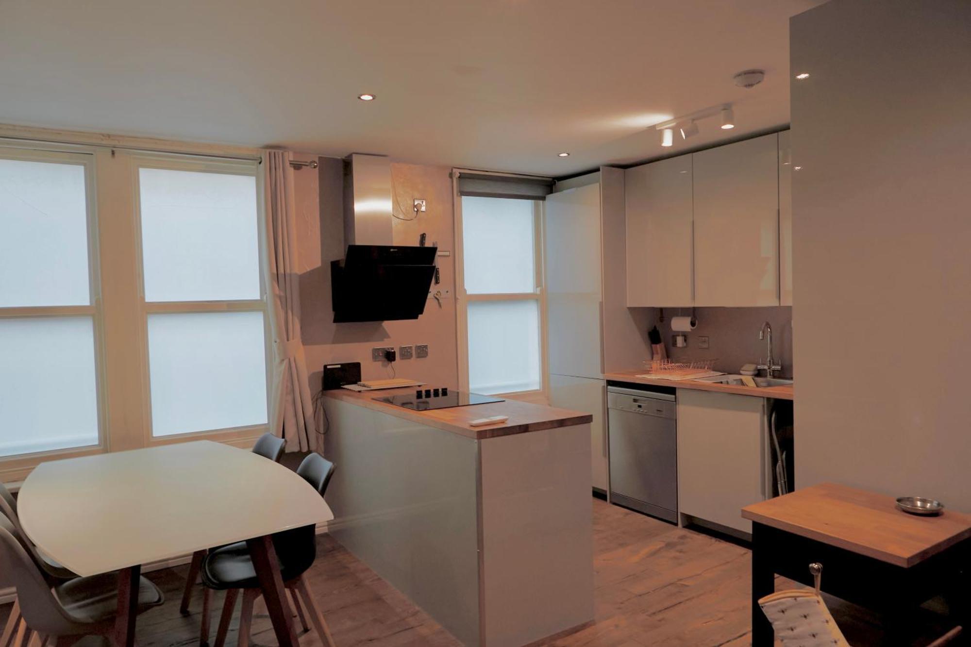 Luxury Apartment Located Near Marble Arch & Baker Street لندن المظهر الخارجي الصورة